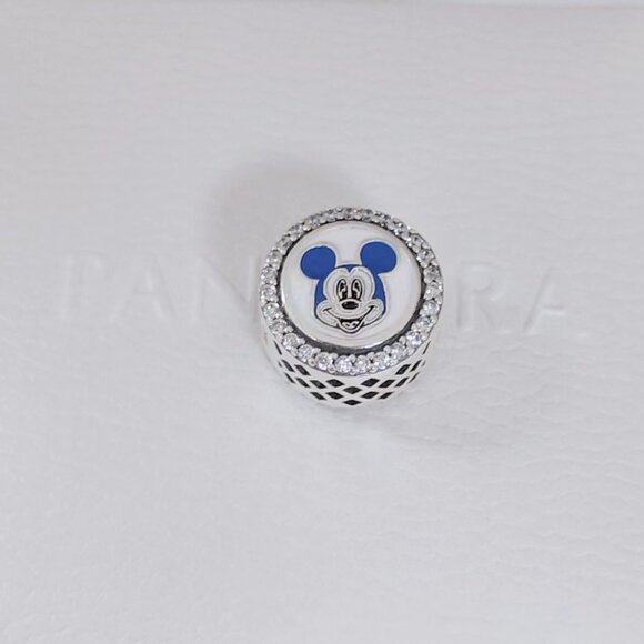 Pandora D23 xpo 2022 ickey Mouse Exclusive Bead Charm S925 Silver with box - Picture 3 of 6
